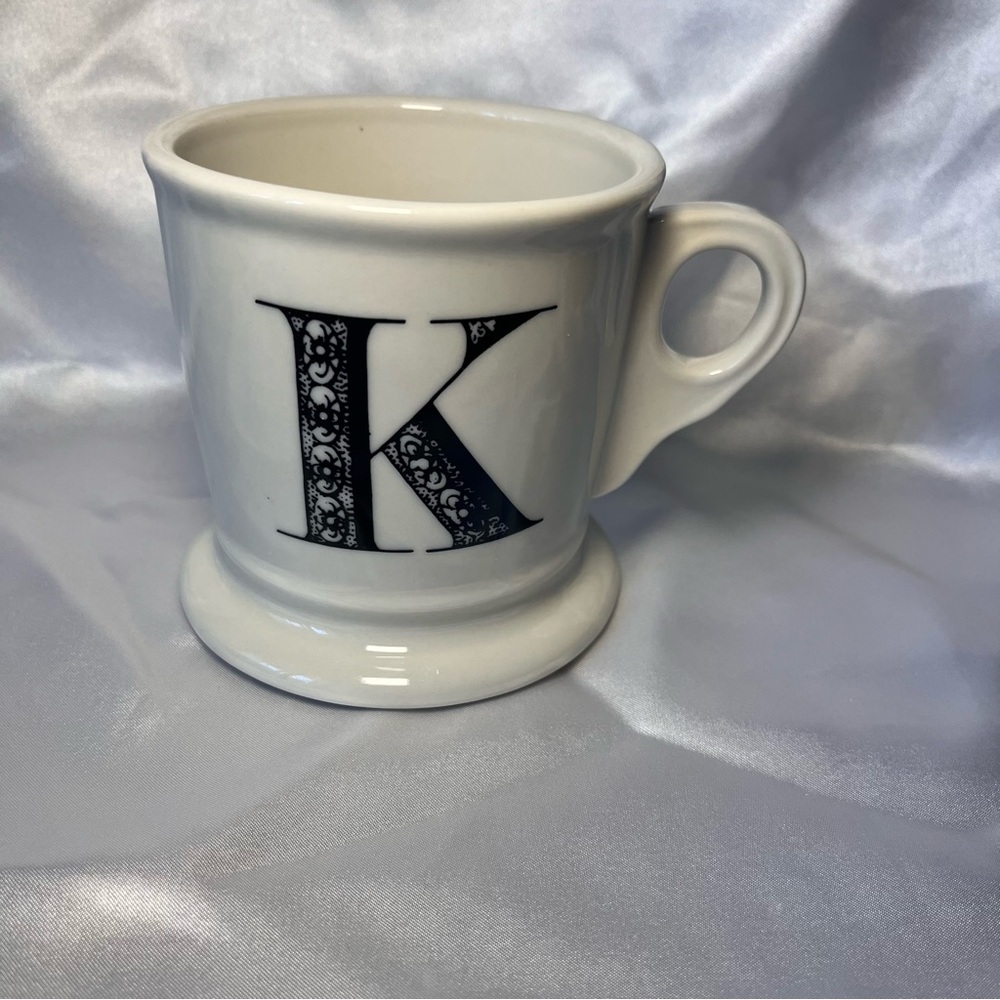 Anthropologie • Monogrammed “K” Mug‎